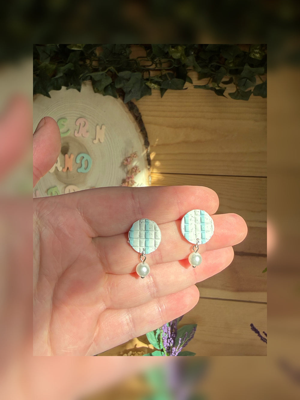 Picnic Blankey Studs
